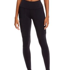 ALO Yoga Cargo Legging